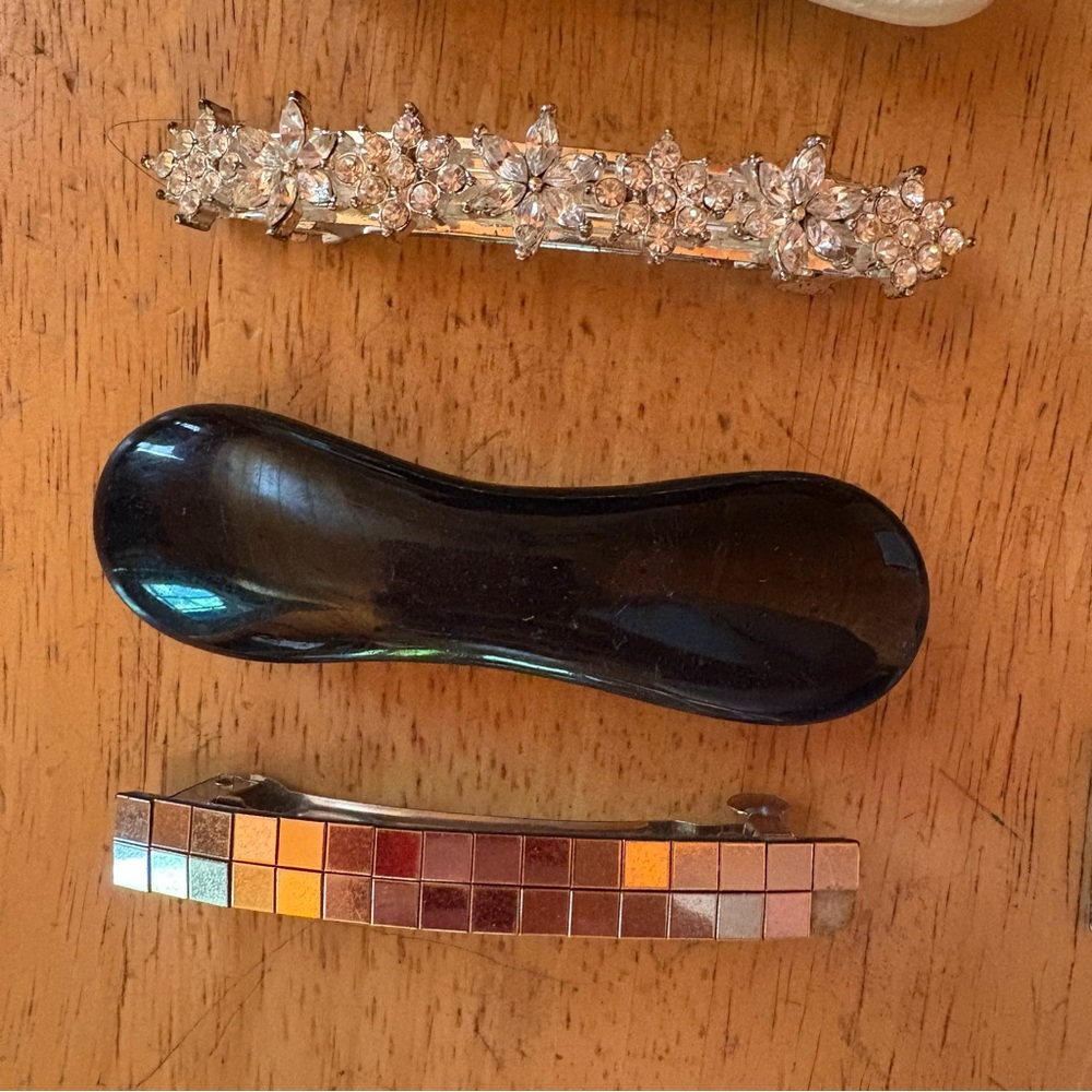 Vintage Hair Clip Set - Black, White, Brown, Gold - Picture 3 of 6